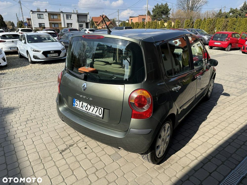 Renault Modus 1.6 16V Privilege - 7