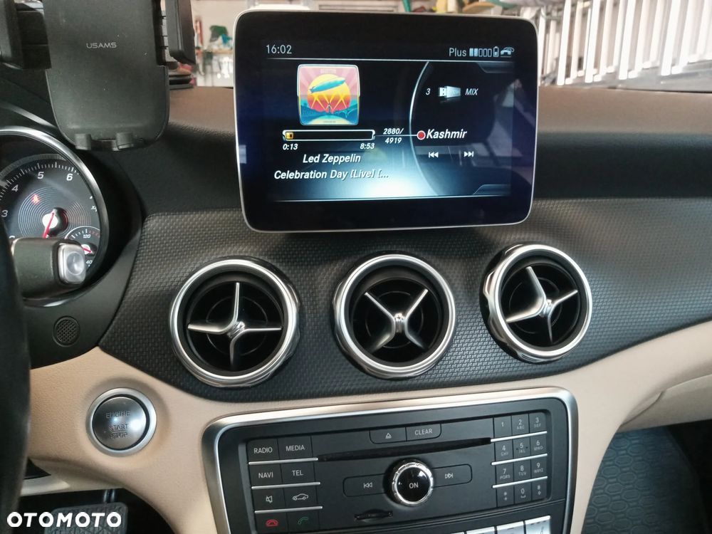 Mercedes-Benz GLA 220 4-Matic - 26