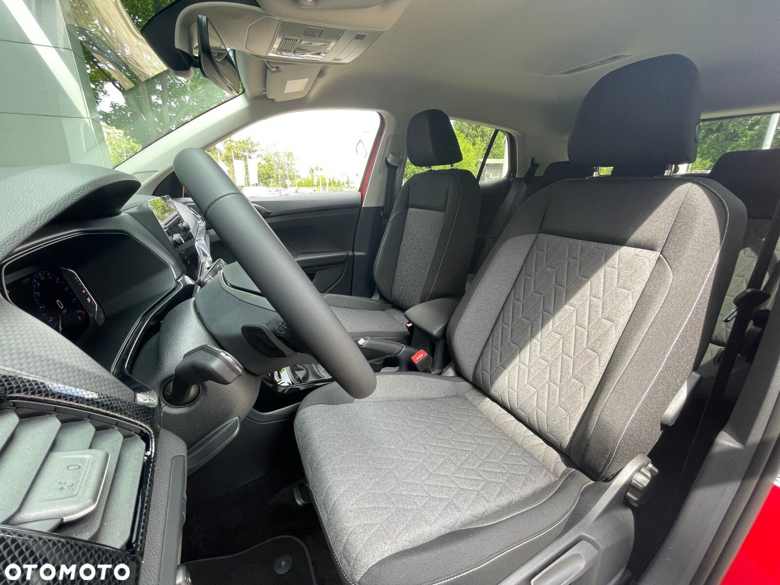 Volkswagen T-Cross 1.0 TSI Life Plus DSG - 13