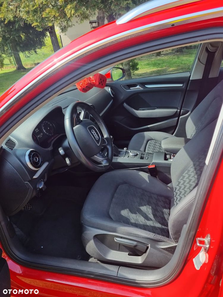 Audi A3 Sportback - 6