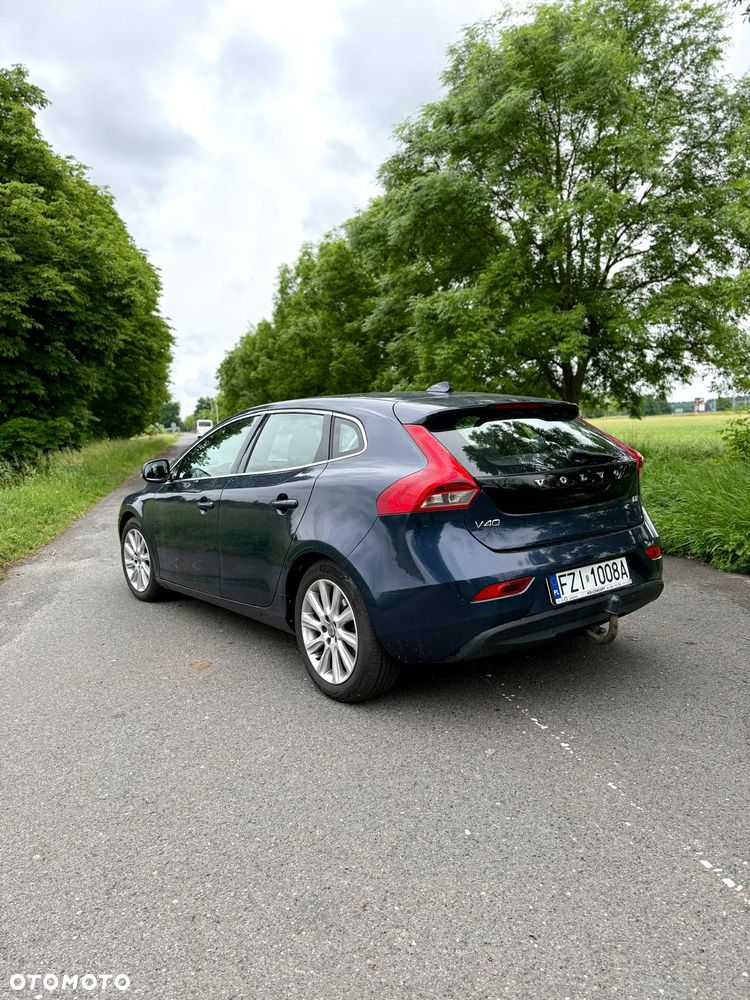 Volvo V40 D2 Summum - 5