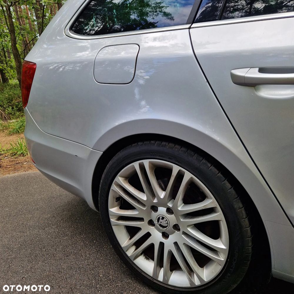 Skoda Superb 2.0 TSI Elegance DSG - 12