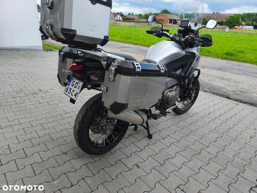 Honda VFR - 6