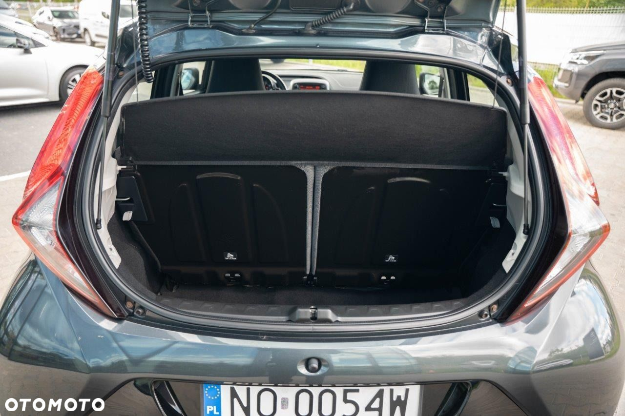 Toyota Aygo - 11