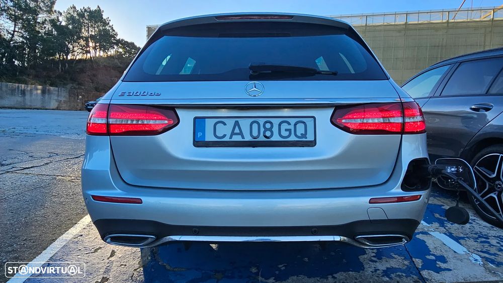 Mercedes-Benz E 300 de AMG Line - 8