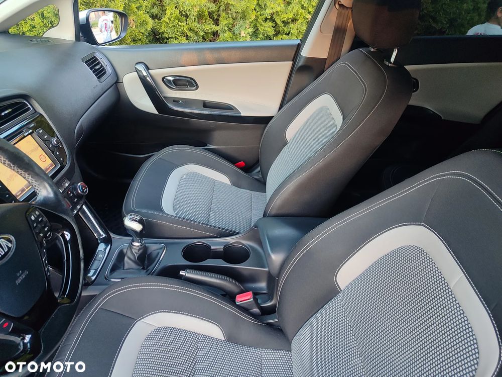 Kia Ceed - 23