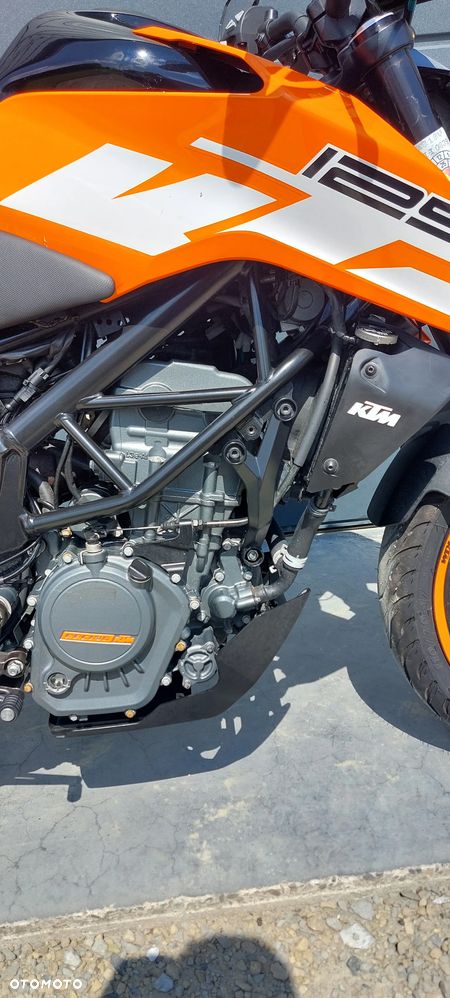KTM Duke 125 - 28