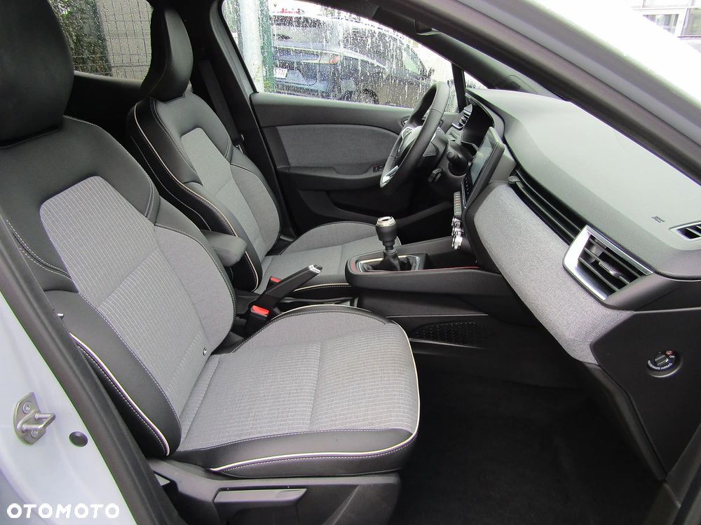 Renault Clio 1.0 TCe Techno - 10