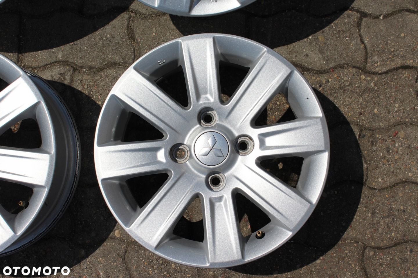 ORYG MITSUBISHI COLT 15cali 4x114,3 ET46 6J - 1