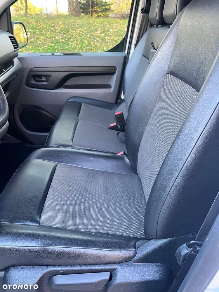 Opel VIVARO - 17