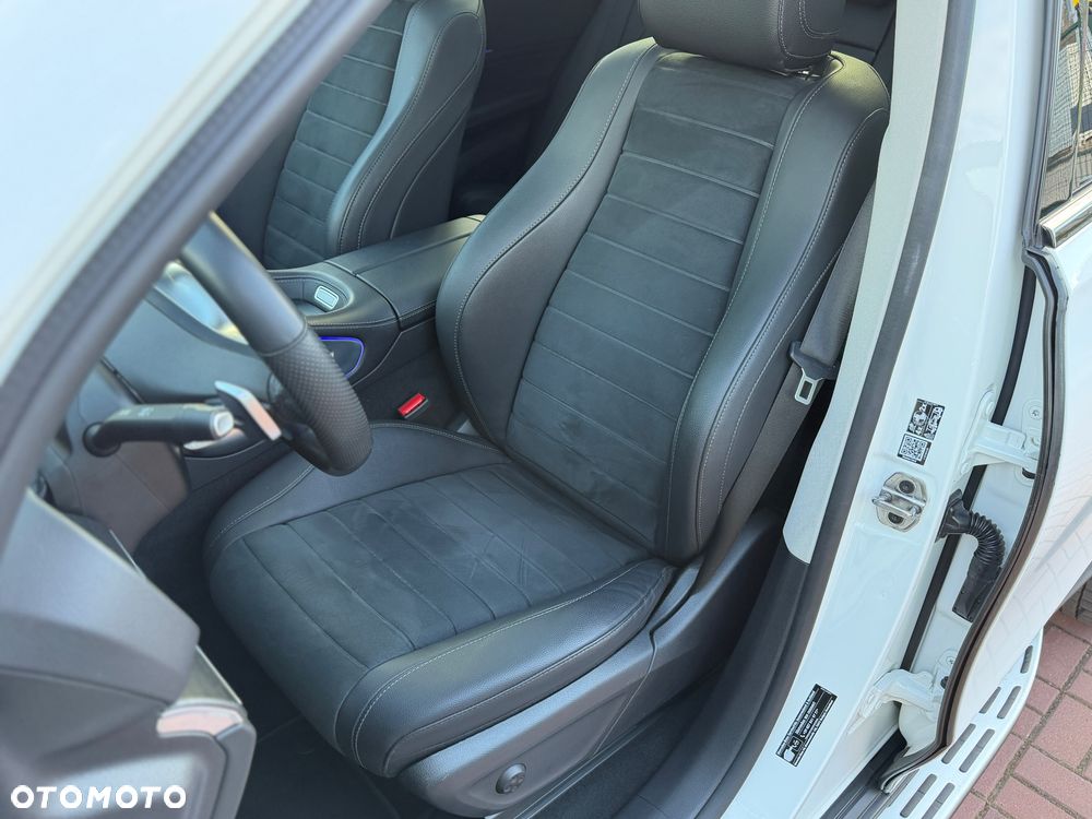 Mercedes-Benz GLE 300 d 4Matic 9G-TRONIC AMG Line - 10