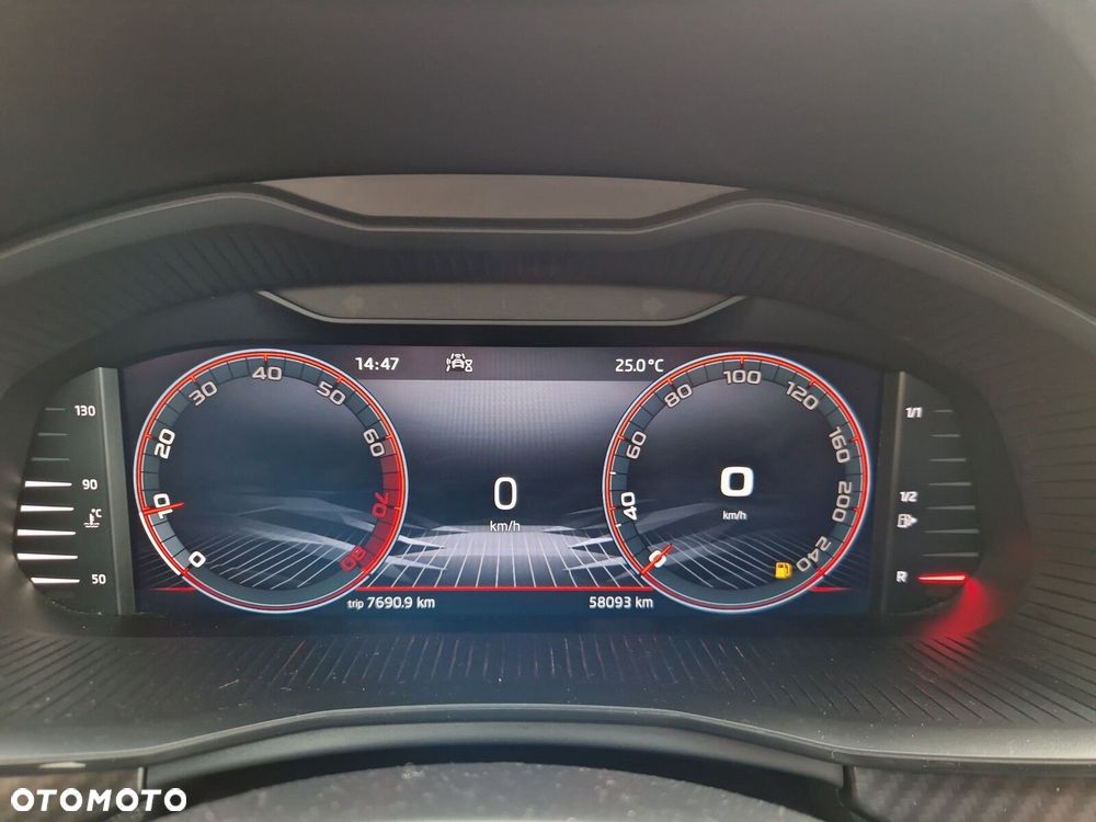 Skoda Kamiq 1.0 TSI Monte Carlo - 25