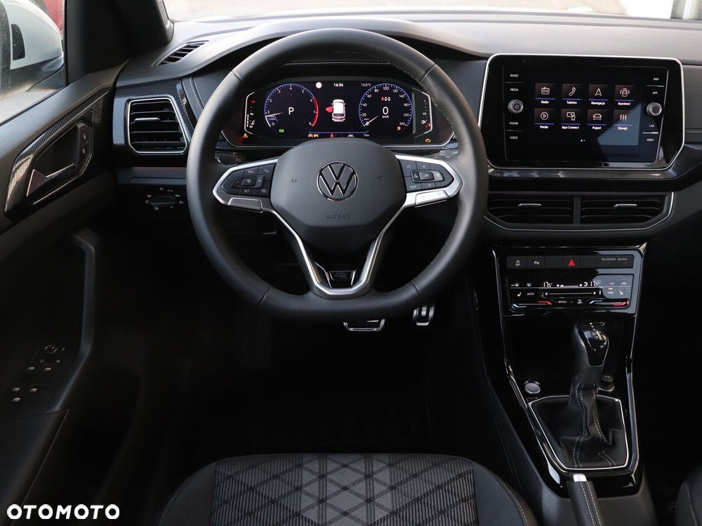 Volkswagen T-Cross - 14
