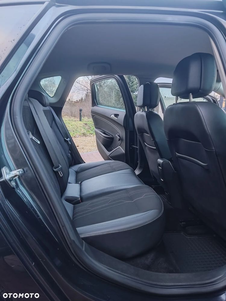 Opel Astra 1.4 Turbo 150 Jahre - 29