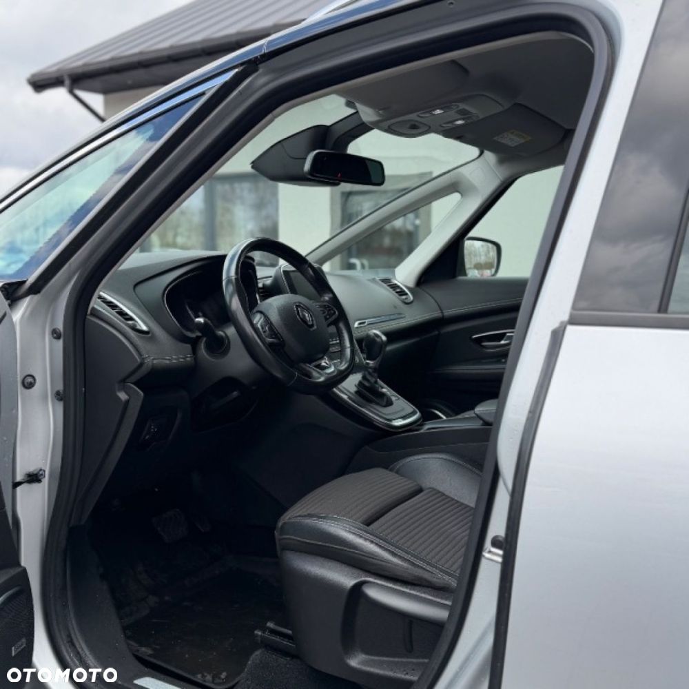 Renault Scenic - 18