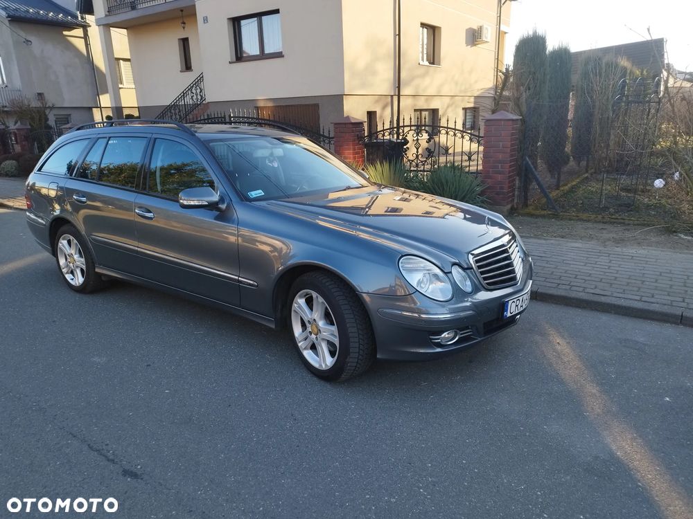 Mercedes-Benz Klasa E 280 CDI 4-Matic Classic - 3
