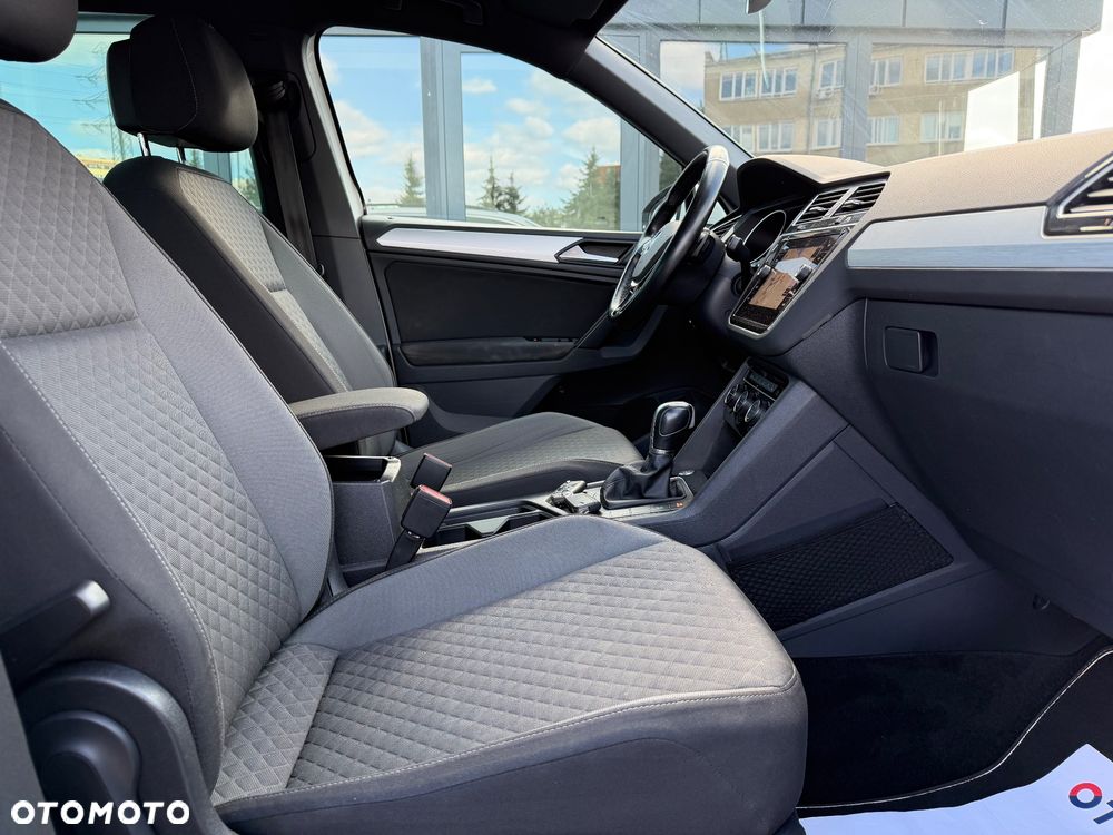 Volkswagen Tiguan 2.0 TDI SCR DSG R-Line - 26