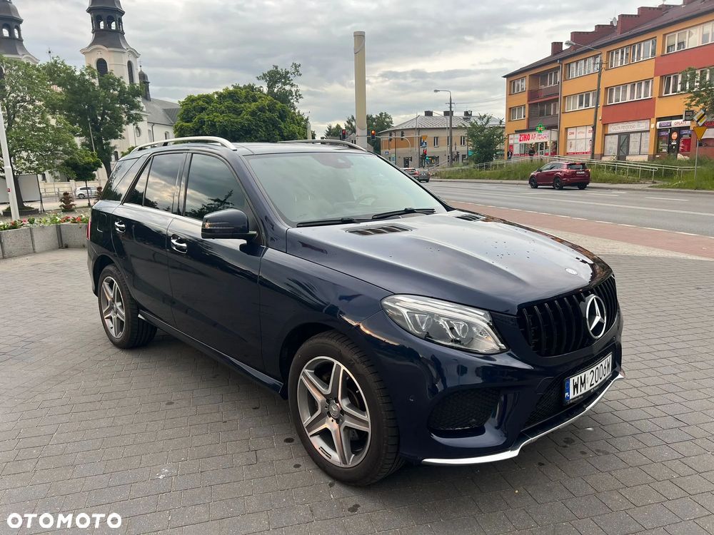 Mercedes-Benz GLE 350 d 4-Matic - 3