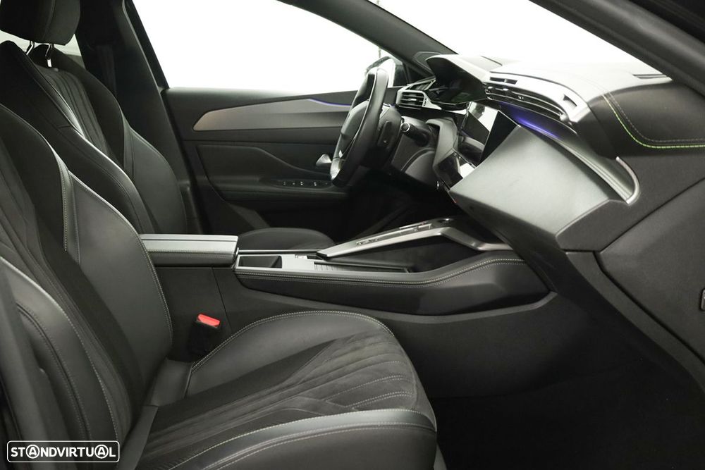 Peugeot 308 1.2 PureTech GT EAT8 - 19