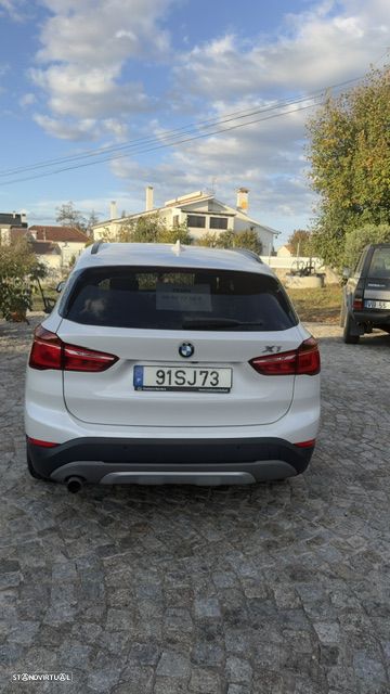 BMW X1 18 d xDrive Auto Line Sport - 9