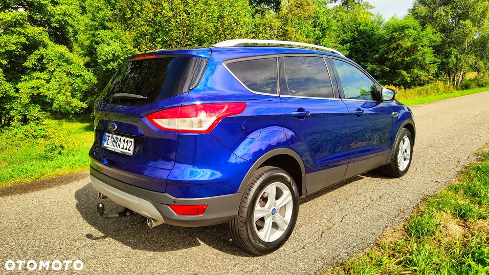 Ford Kuga 2.0 TDCi 2x4 Titanium - 40