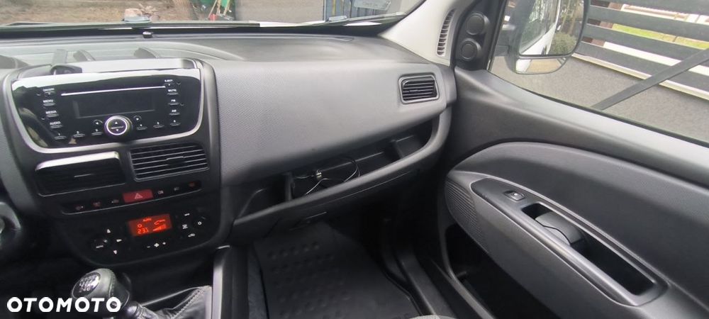 Fiat Doblo 1.6 Multijet 16V Emotion - 15