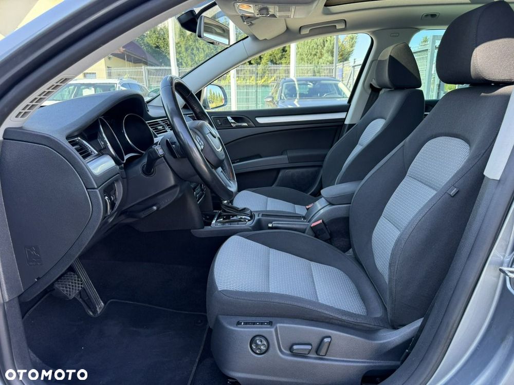 Skoda Superb 2.0 TDI Business DSG - 11