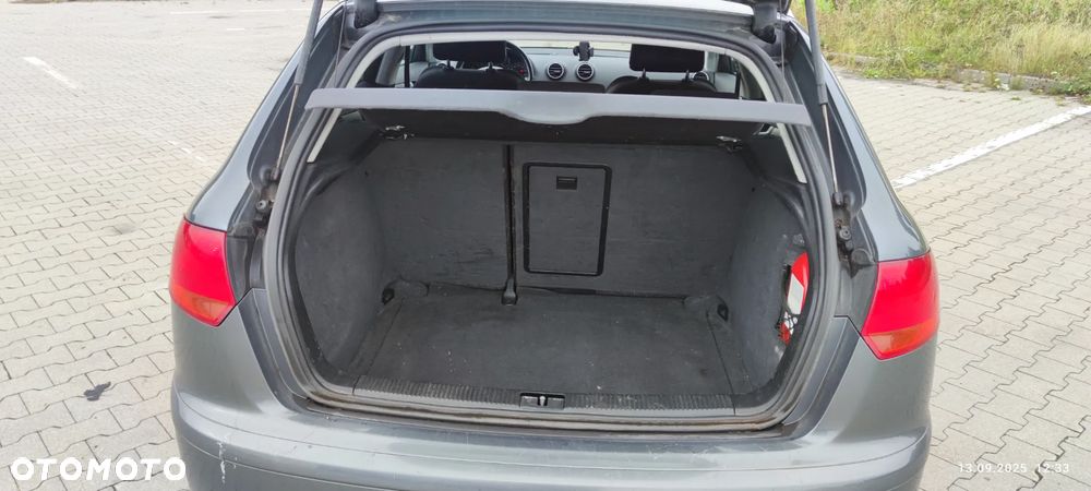 Audi A3 ver-2-0-fsi-sportback-ambiente - 15