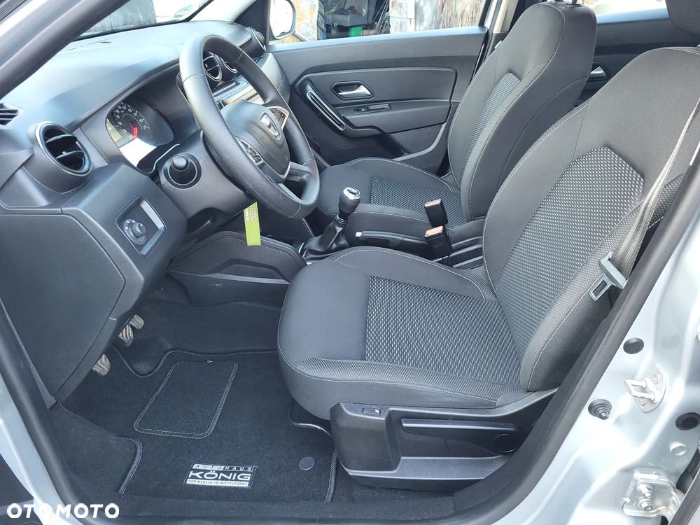 Dacia Duster 1.6 SCe Essential - 21