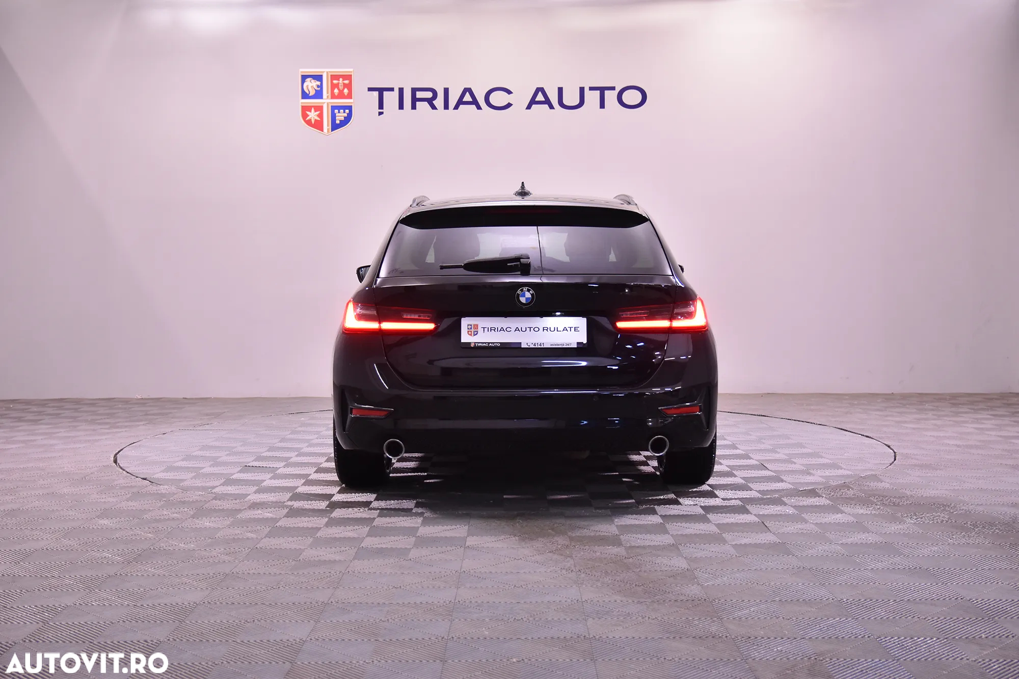 BMW Seria 3 320d Touring xDrive Aut. - 4
