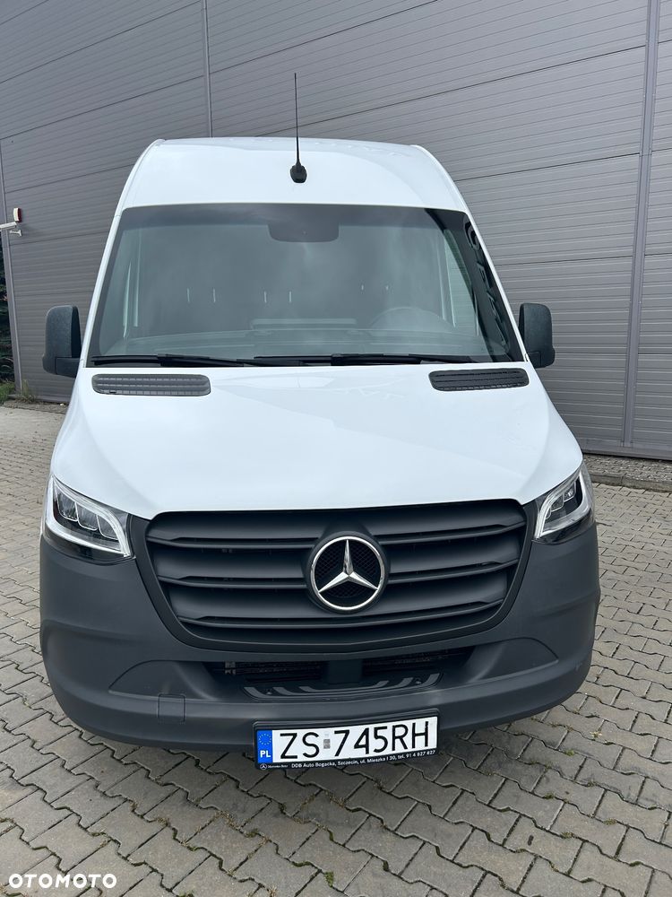 Mercedes-Benz Sprinter - 6