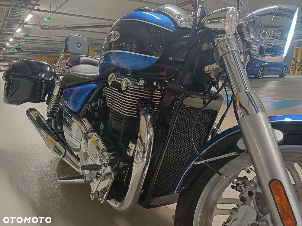 Triumph Thunderbird - 11