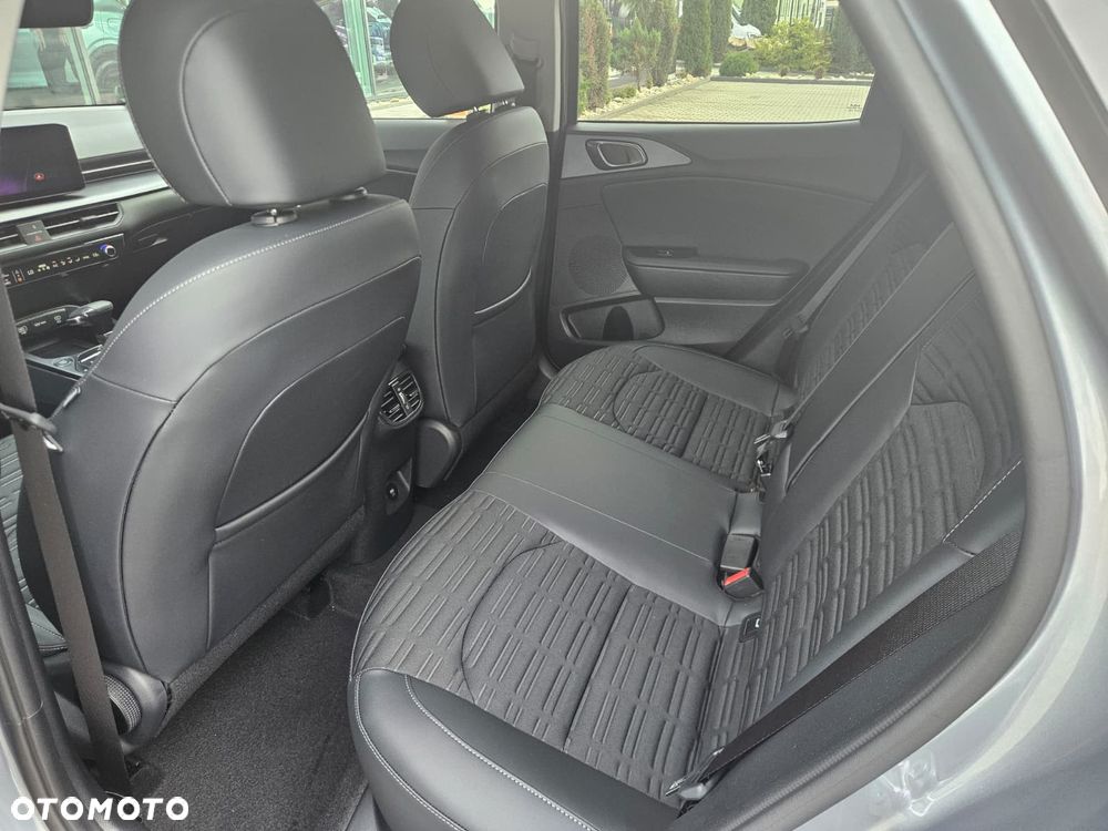 Kia XCeed 1.6 T-GDI L DCT - 12