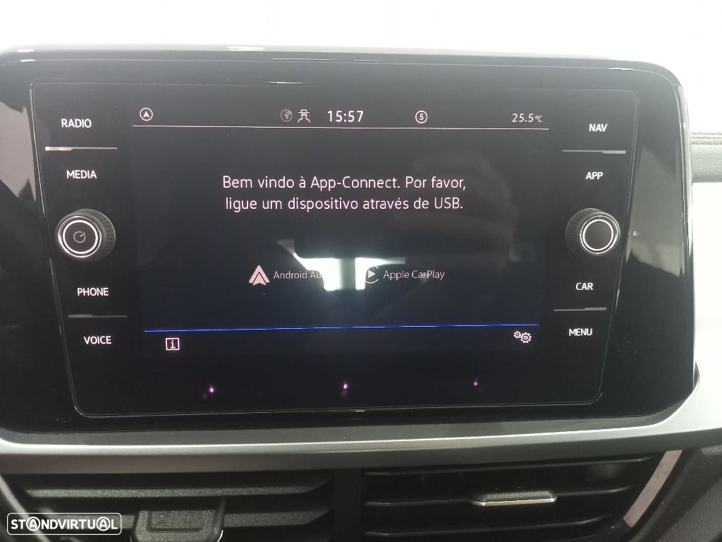 VW T-Roc 1.0 TSI Urban - 17