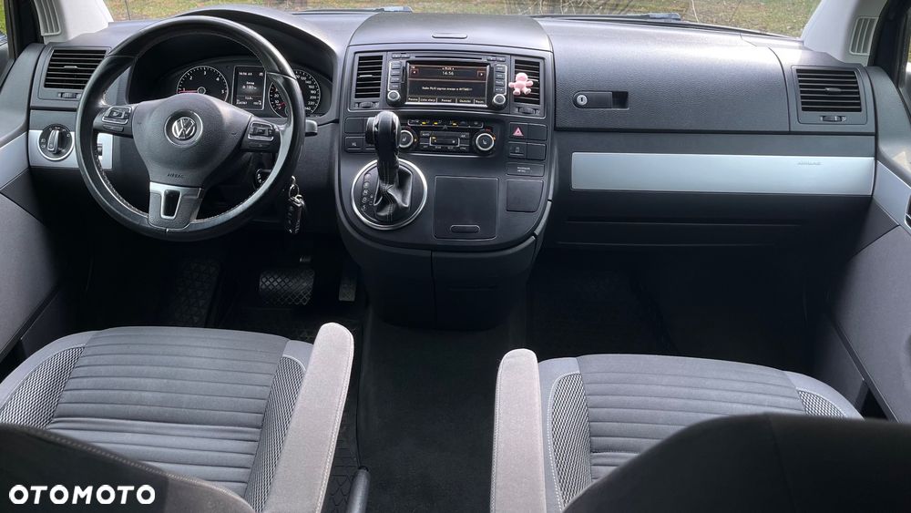 Volkswagen Multivan - 14
