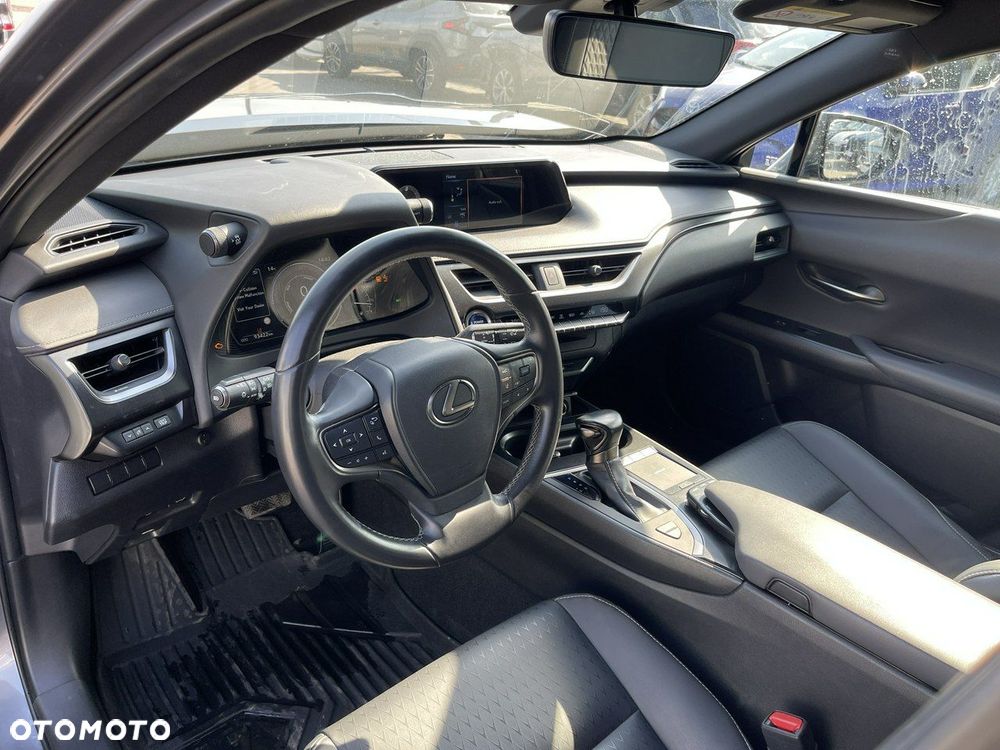 Lexus UX 250h GPF Business Edition 2WD - 8