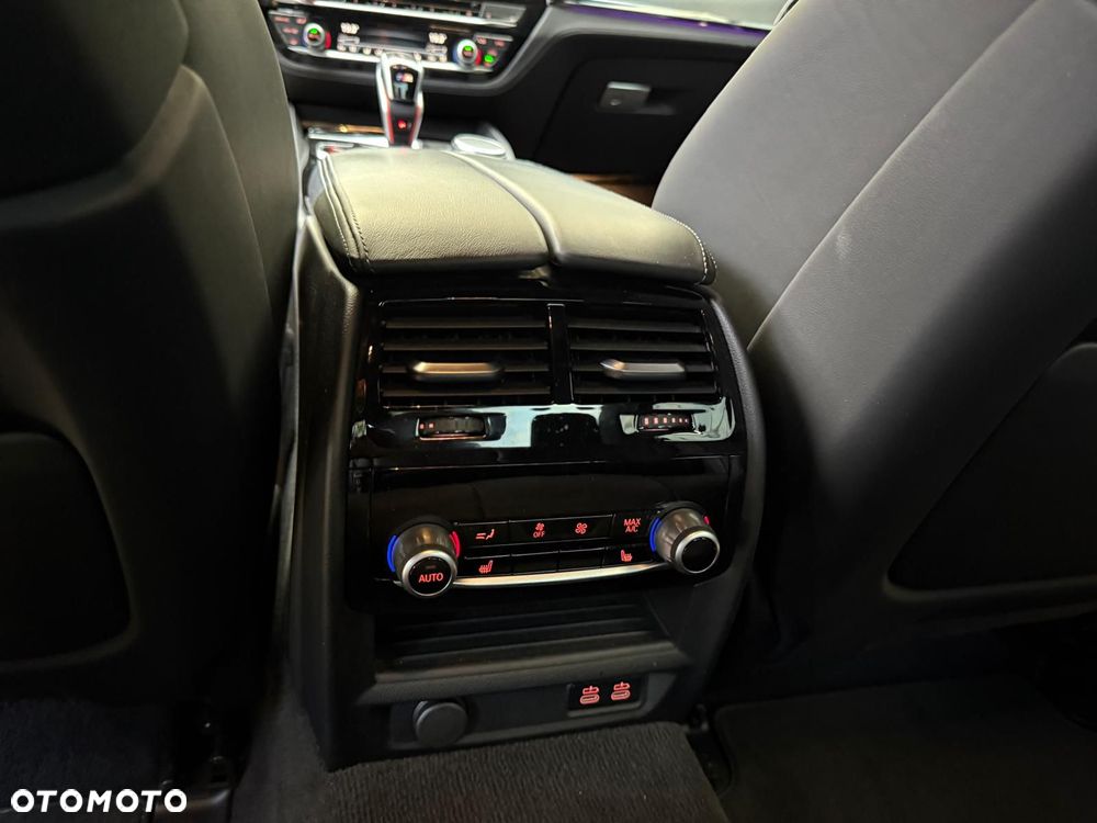 BMW M5 - 30