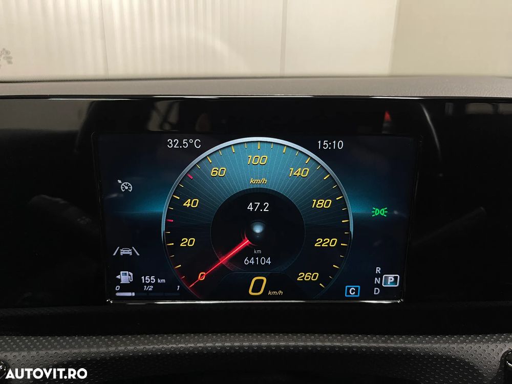 Mercedes-Benz A 220 d Sedan 8G-DCT - 26