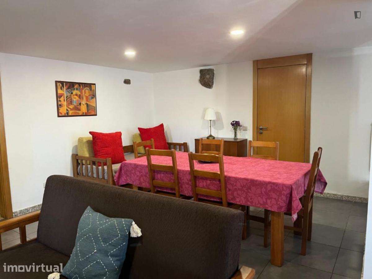 Casa com 2 quartos - localizado em Braga - Grande imagem: 4/19