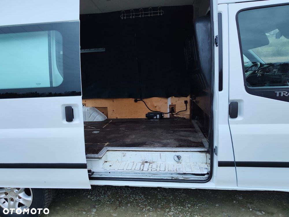 Ford Transit - 6