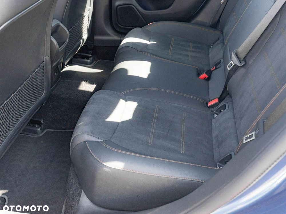 Mercedes-Benz CLA 200 mHEV 7G-DCT - 29