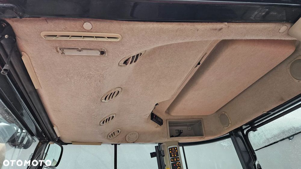 Massey Ferguson 7724 - 19