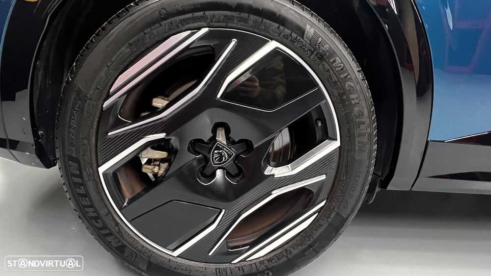 Peugeot E-3008 73 kWh GT - 27