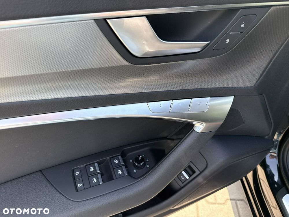 Audi A6 Avant 45 TFSI quattro S tronic - 12