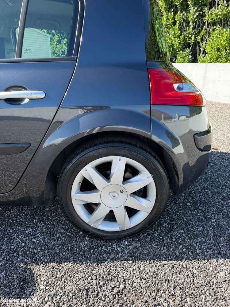 Renault Mégane 1.5 dCi Confort - 14