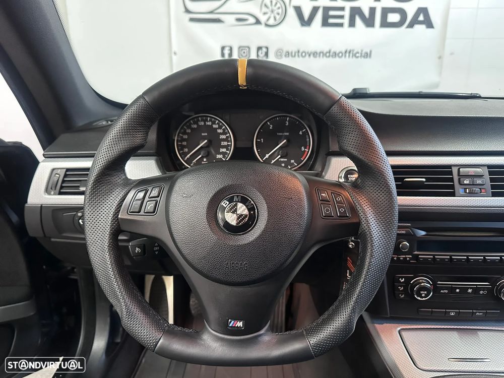 BMW 320 d Coupe - 16