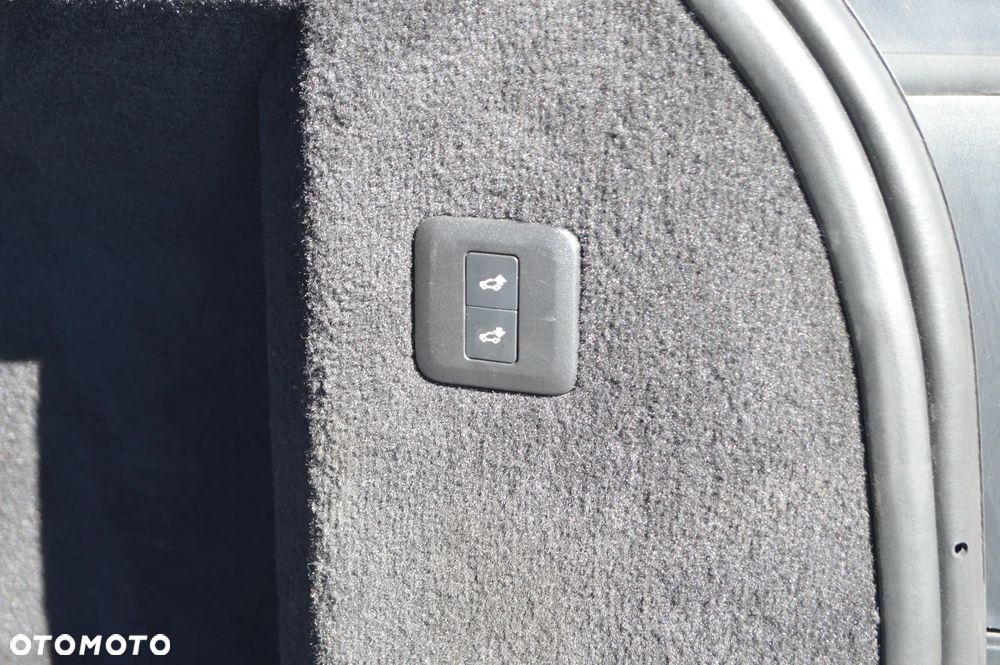 Land Rover Range Rover Sport S 2.0 SD4 HSE - 11