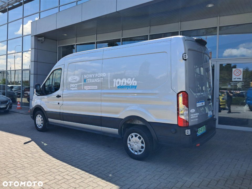 Ford Transit - 4