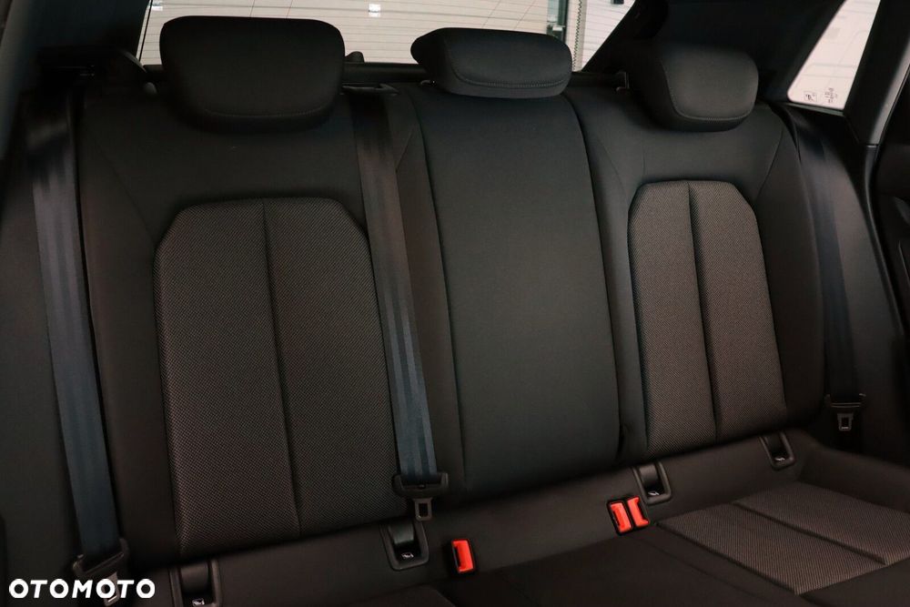 Audi A3 Sportback - 13