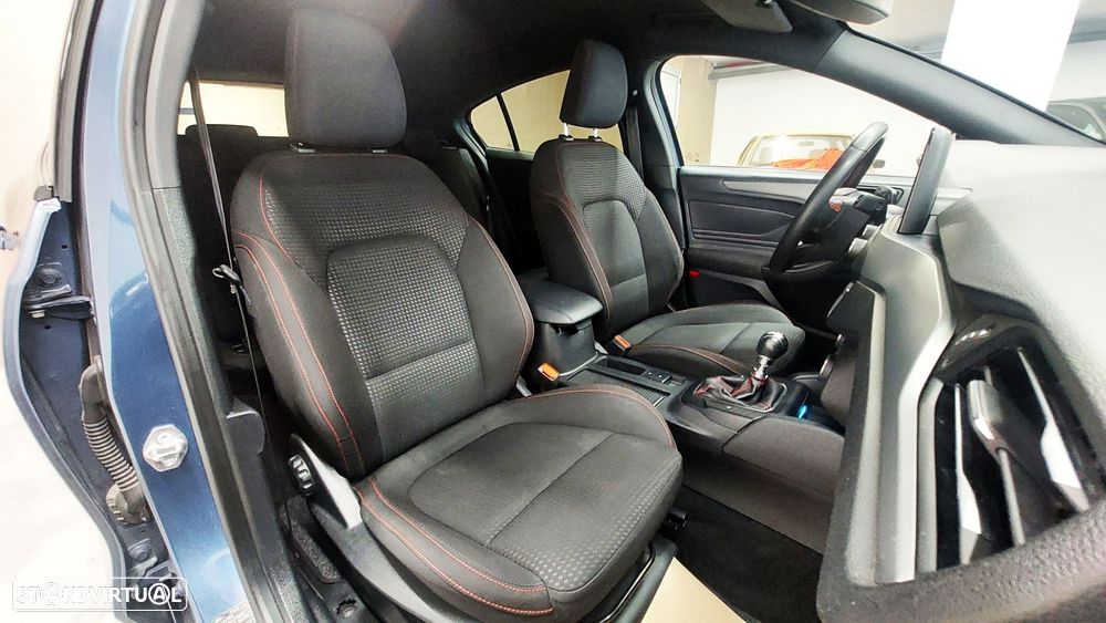 Ford Focus - 10
